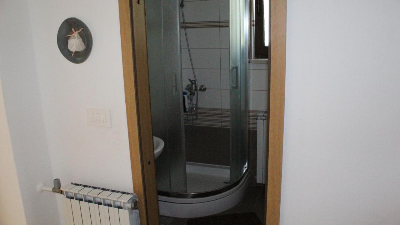 Apartman 100M2, Full Opremljen, Privatni Parking. Pula Ngoại thất bức ảnh
